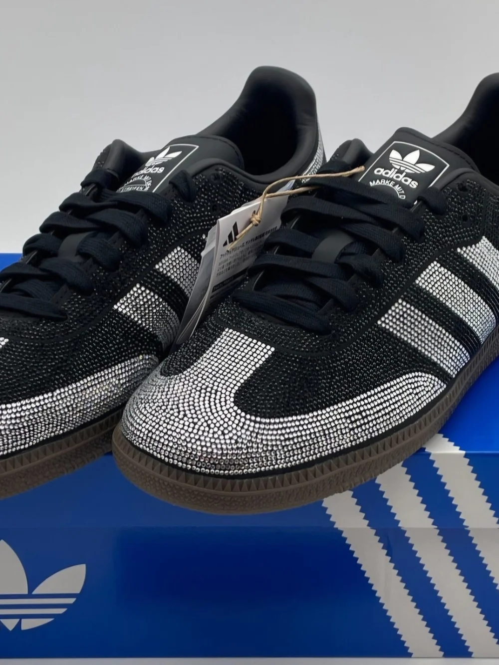 Brand NEW - Adidas Samba Rhinestone Embellished Women's Sneakers - Black